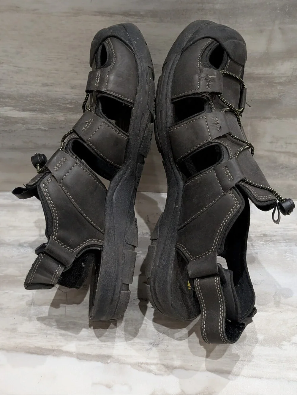 Rugged Outback  Black Men's Outdoor Sandals Size 9